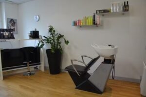 Hairstyle Emanuela &ndash; Coiffeur F&auml;llanden