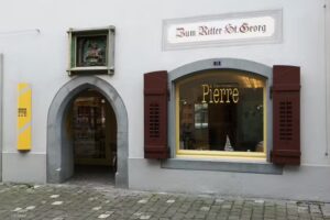 Salon pour hommes Pierre