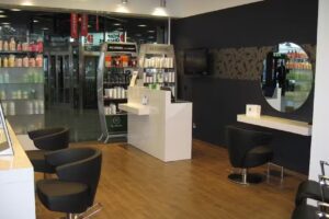 Les essentiels cheveux INITIAL &ndash; Coiffeur Bulle