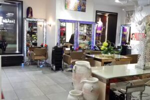 Inside Africa Akwaaba (Gen&egrave;ve Gare Cornavin)