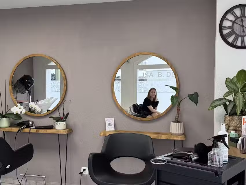 Isabelle Design&rsquo;Hair