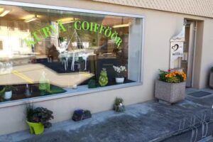 KURV&Auml;-COIFF&Ouml;&Ouml;R