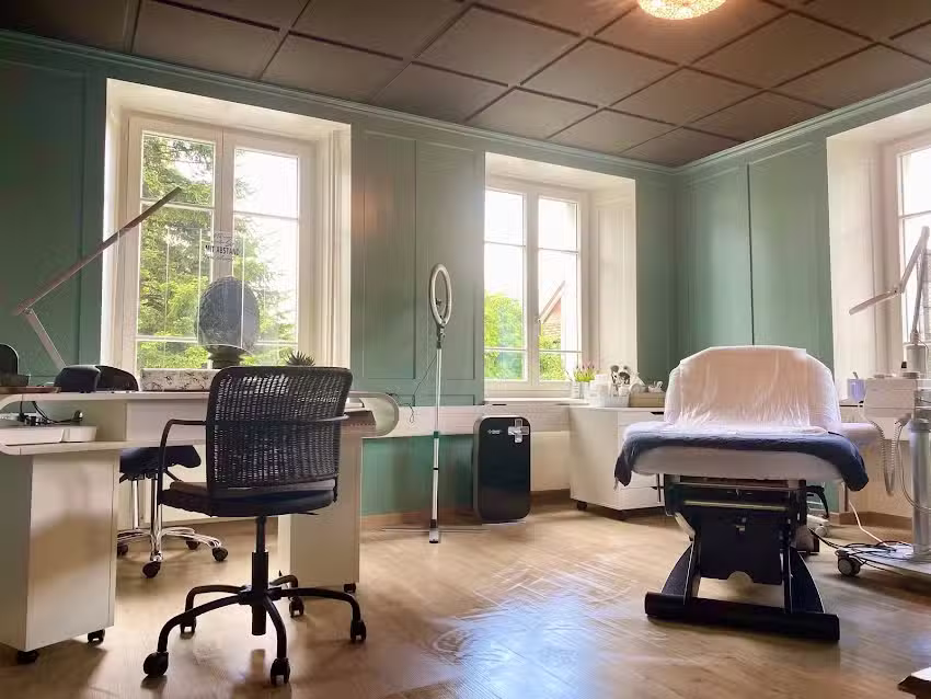 Salone di bellezza Lady Line &ndash; Fehraltorf