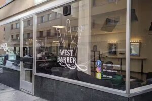 LAWEST GENEVA barber