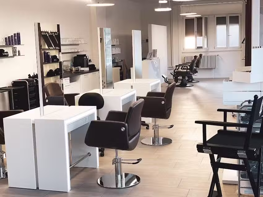 Liri Joli capelli e trucco