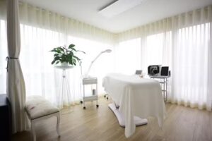 Madame Beauty Institute Bern (Cosmetica / Rimozione tatuaggi / Epilazione laser / Aumento labbra / Iniezioni antirughe)