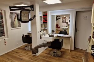 Maria&rsquo;s HairDesign