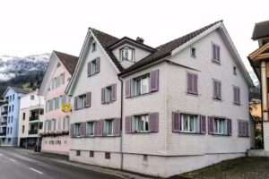 Mrs. Elisabeth Sch&ouml;nenberger