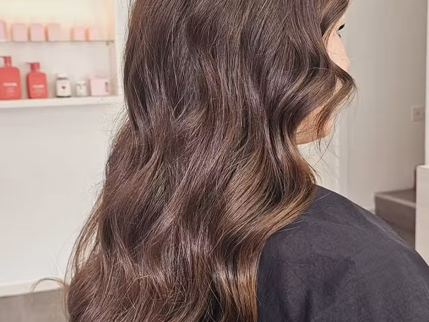 N&rsquo;LIZ Hair & Beauty Studio &mdash; Salon de coiffure Bulle, colorazione