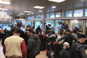 Prinz Coiffeur Lyss, Filiale 2