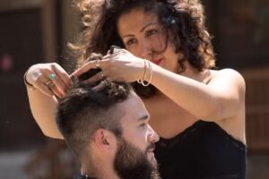 Rey&rsquo;s Hairlounge