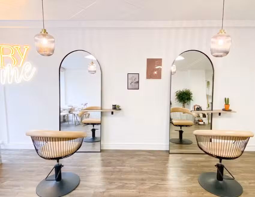 Salon By Me | Coiffeur Lausanne Femme &ndash; Homme & Onglerie