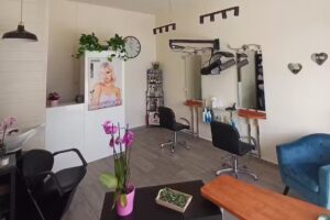 Saloni Da Parrucchieri La Parrucchiera