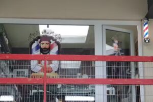 Seven BEARDS BARBER Shop &ndash; Sion