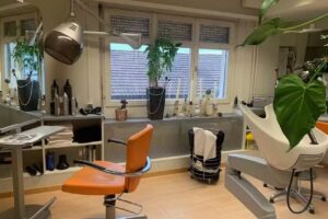 Susan&rsquo;s Haaregge &ndash; Coiffeur Dietikon
