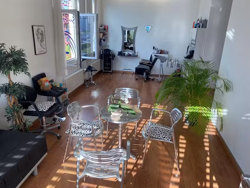 Susy&rsquo;s Hairloft