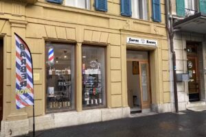 The 976 Empire Barber