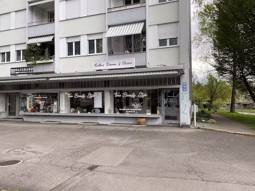 TINA BEAUTY STYLE CAPELLI E UNGHIE