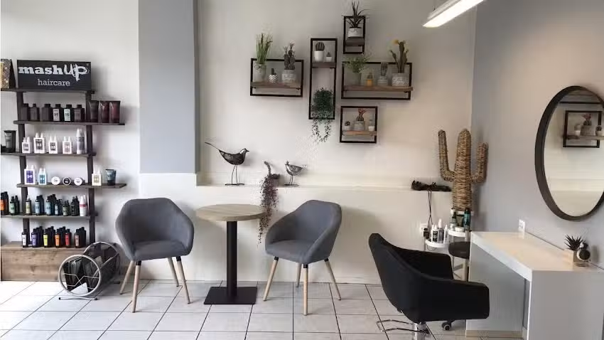 Tous de M&egrave;ches!