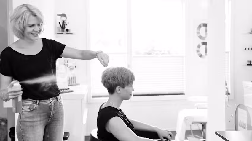 Tendance Sky Coiffure et Beaut&eacute; Nicole Flury