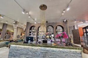 Valentino & Extensionpoint Pelikanplatz