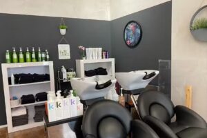 V&eacute;ronique Amigo, Hair Design Salon de coiffure cosy