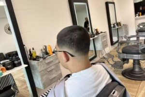 SALON DE COIFFURE VINTAGE