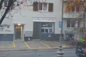 Avant la coiffure Apr&egrave;s la coiffure