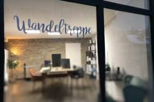 Passerella per scale, parrucchiere